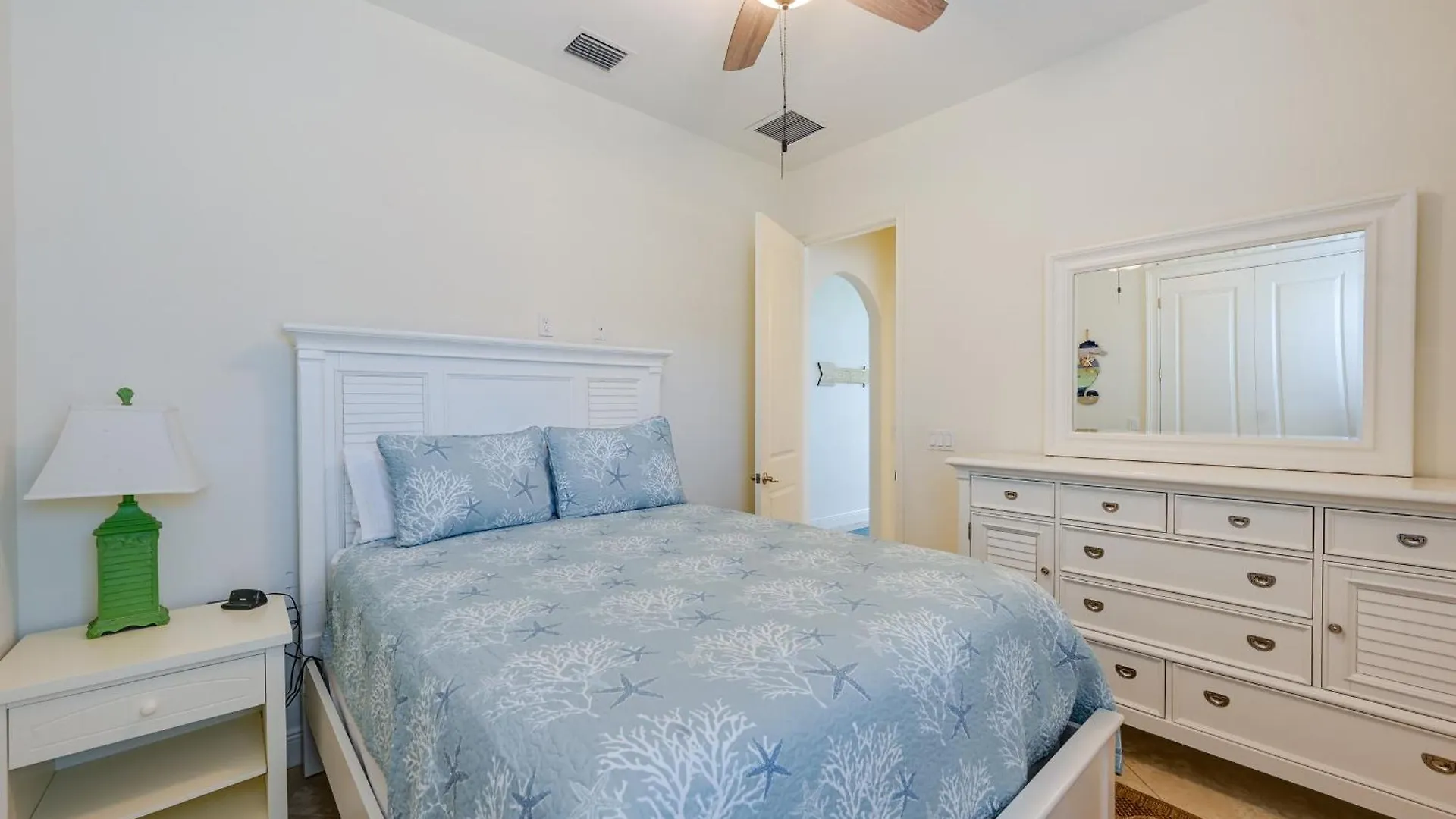 Chic Retreat With Private Heated Pool And Lanai *