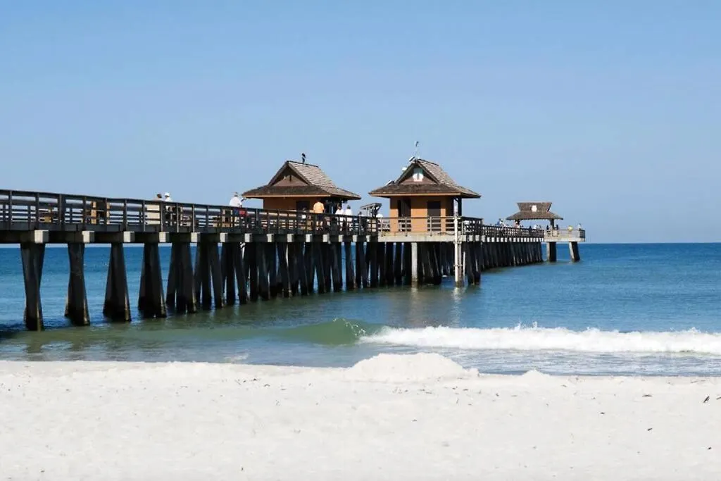 Park Shore Beautiful Floor 2bed 2bath