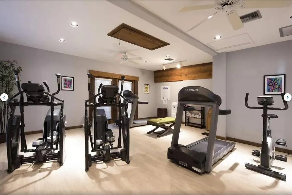 Διαμέρισμα Park Shore Beautiful Floor 2bed 2bath