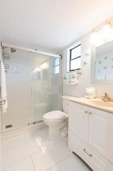 Διαμέρισμα Park Shore Beautiful Floor 2bed 2bath