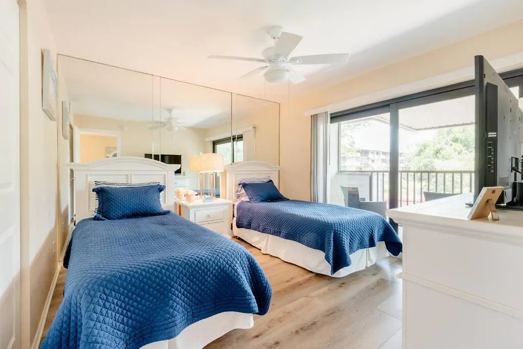 Park Shore Beautiful Floor 2bed 2bath North Naples