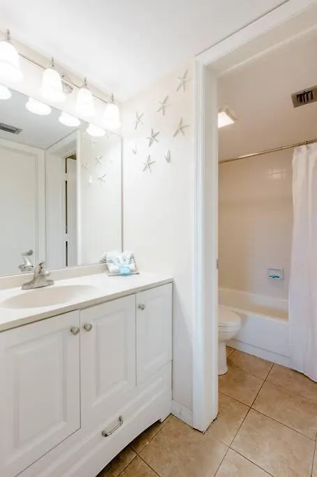 Διαμέρισμα Park Shore Beautiful Floor 2bed 2bath *