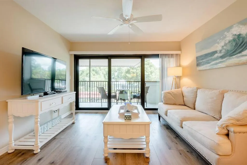 Park Shore Beautiful Floor 2bed 2bath *