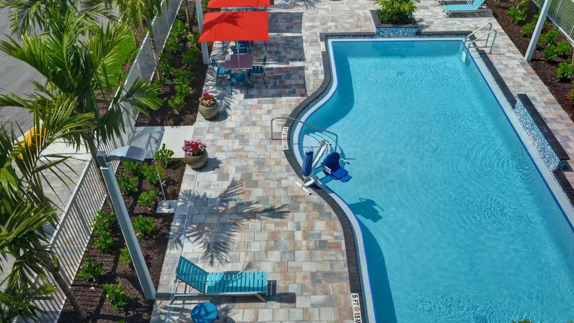 Otel Home2 By Hilton I-75 Pine Ridge Road 3*