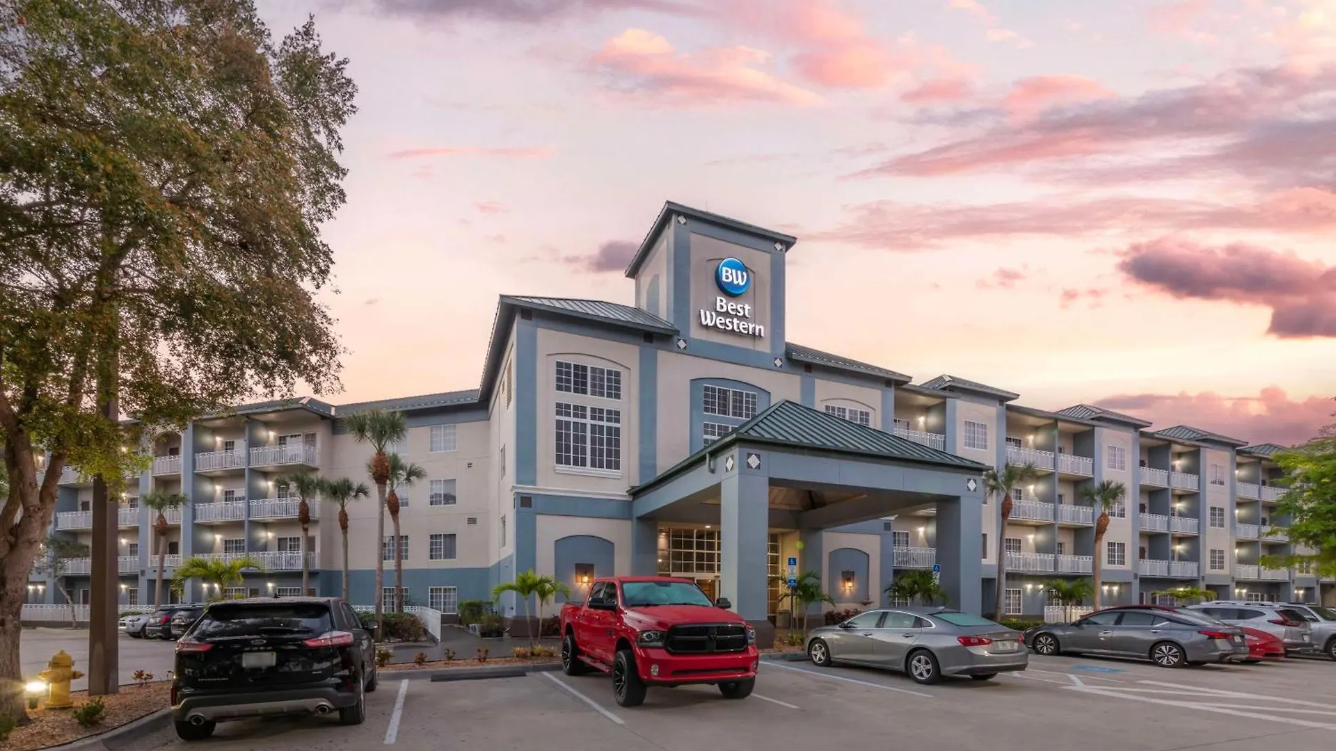 Western Plaza Hotel North Naples
