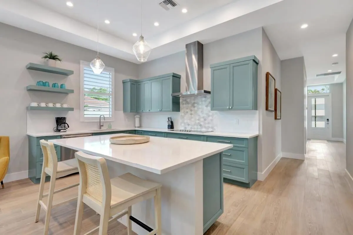 Timeless Sophistication Discover Coastal Chic Living Holiday home *
