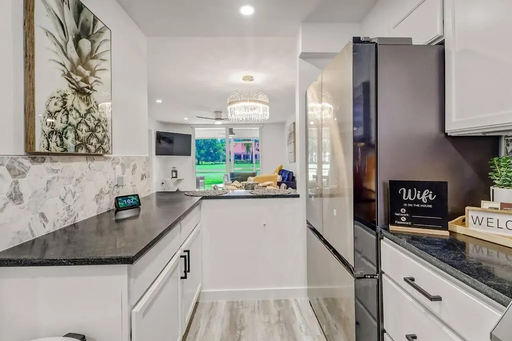 Lejlighed Sweet Vacation In Prime Location North Naples
