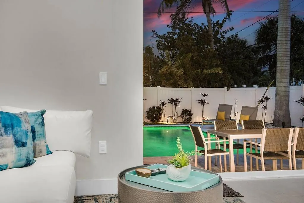 Vakantiehuis Close2beach, Sleeps 11, Pool, Firepit, Bikes, Patio North Naples
