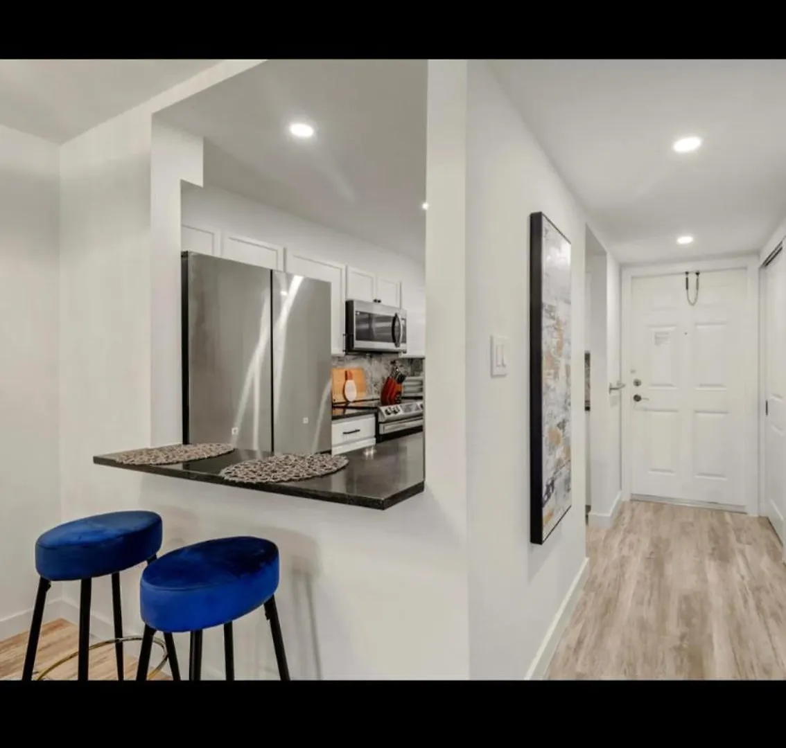 Cozy Condo, Centrally Located In Naples. Apartment Naples