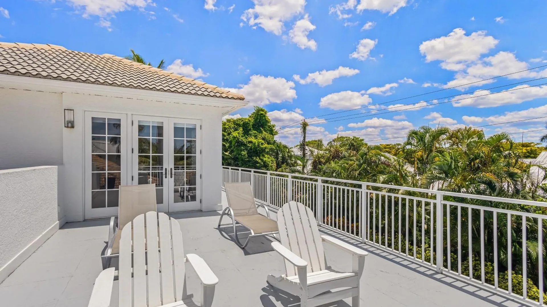 Harborside Retreat