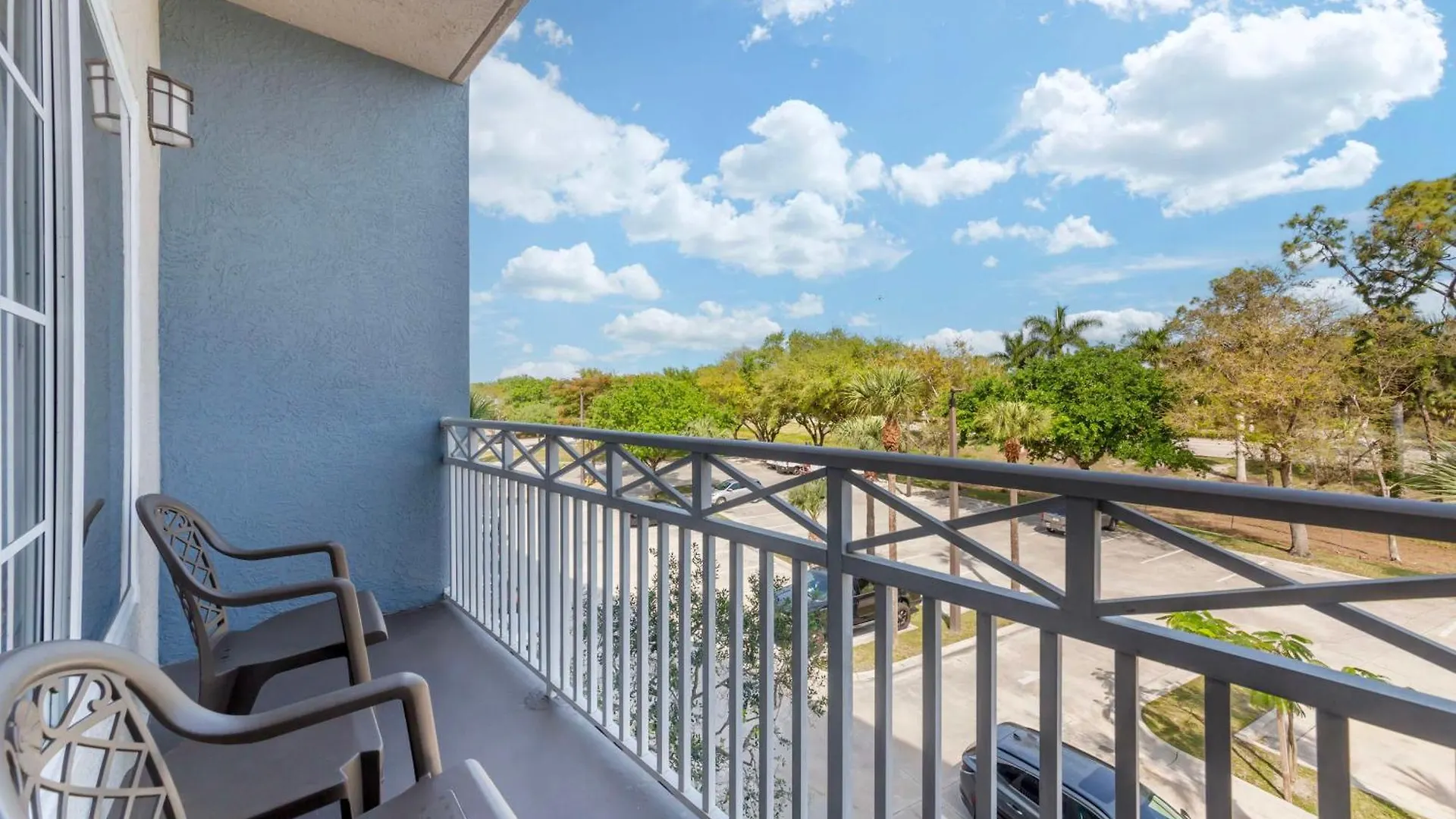 Western Plaza Hotel North Naples