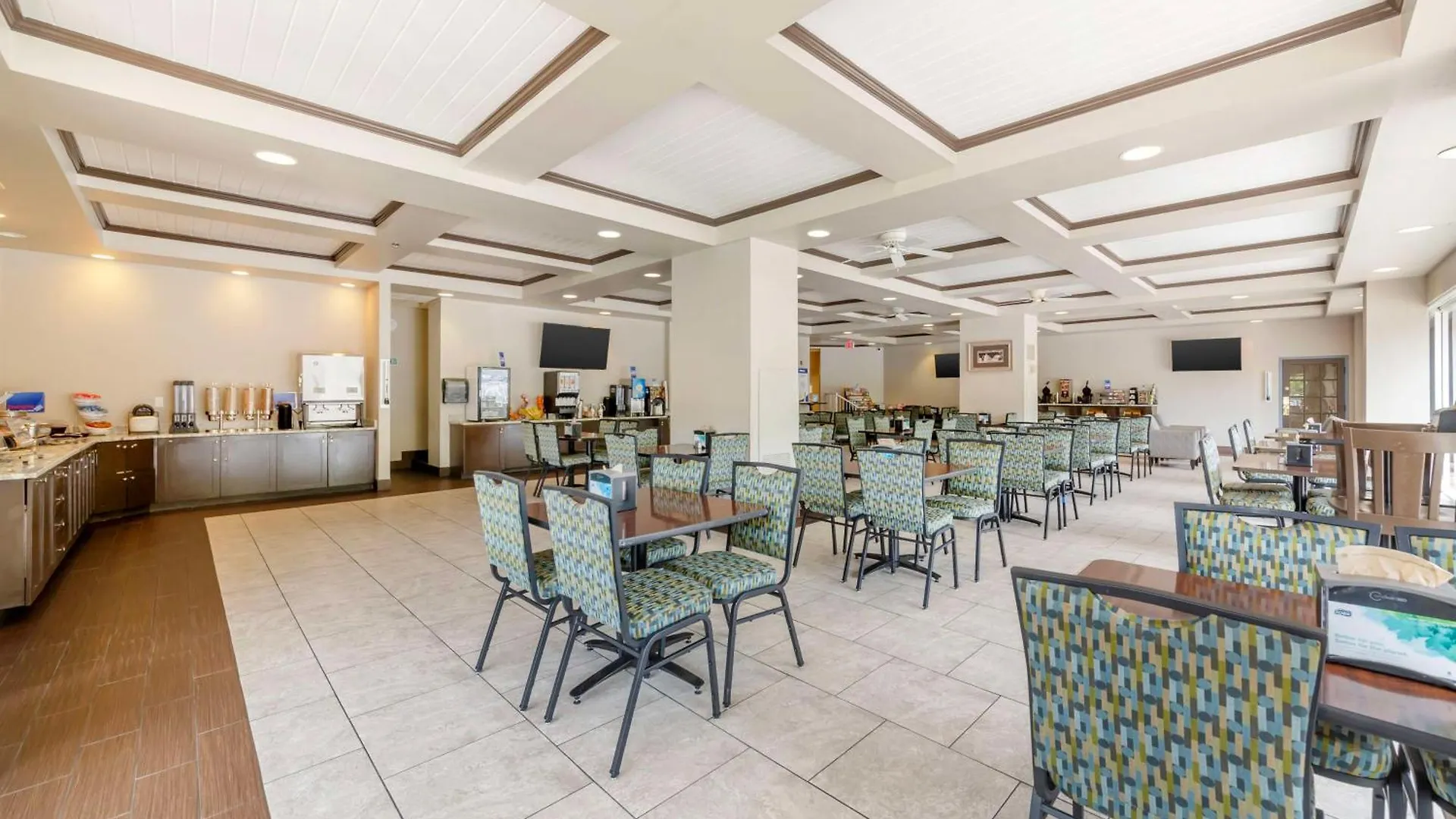 Western Plaza 3*