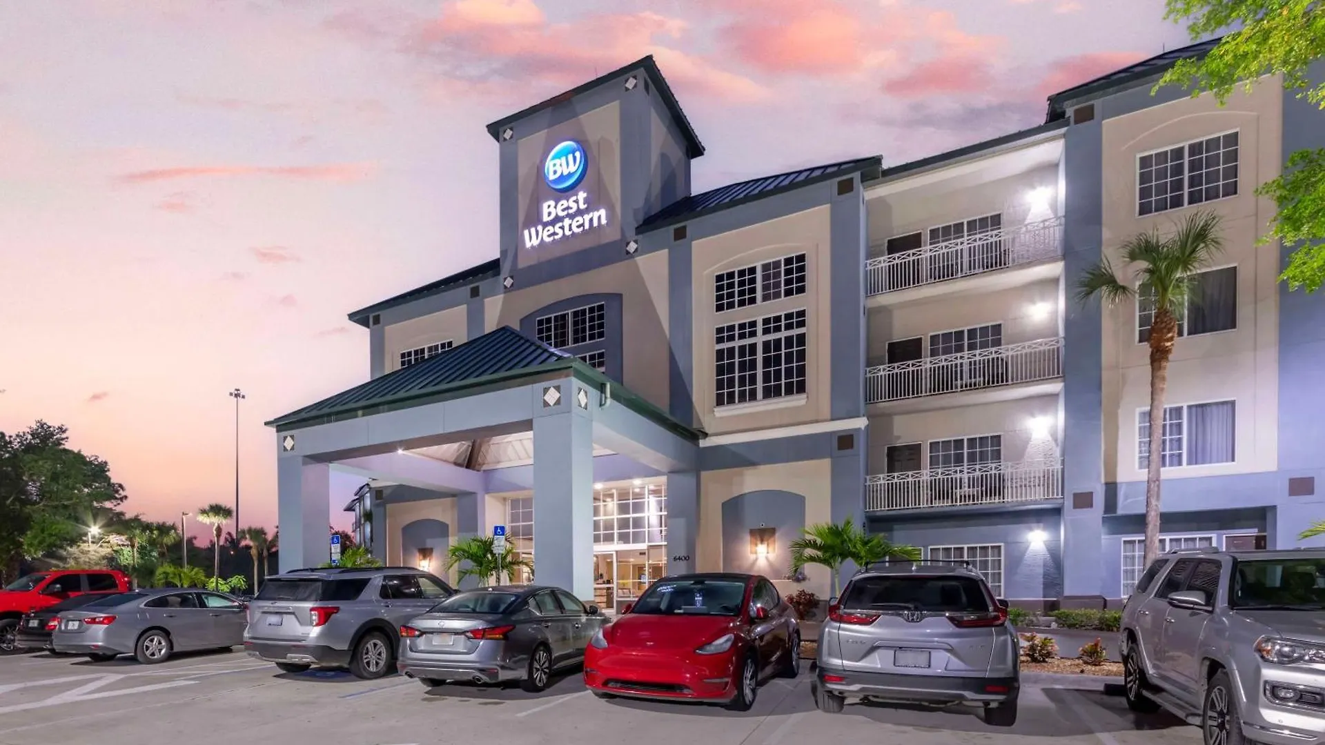 Western Plaza Hotel
