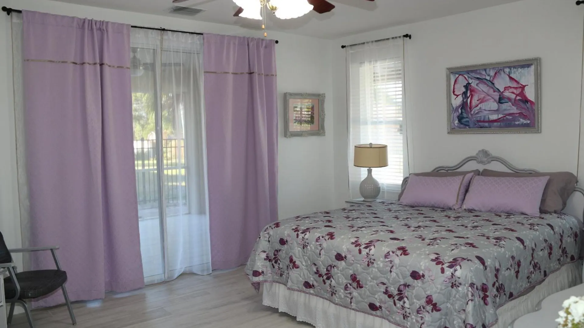 Villa De Charme With Heated Salt Water Pool And
