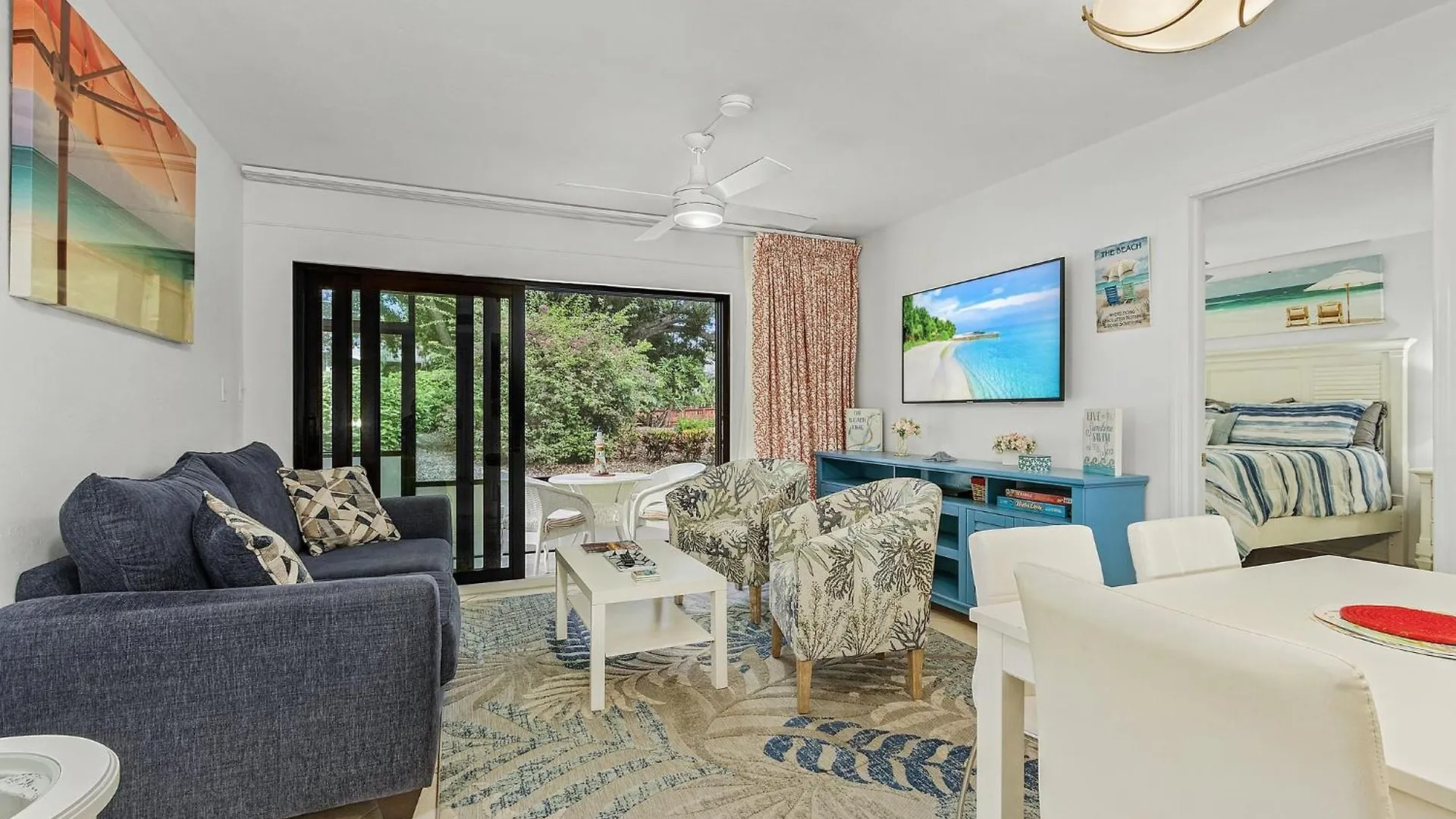Park Shore Beautiful Deluxe 2 Bed 2bath *
