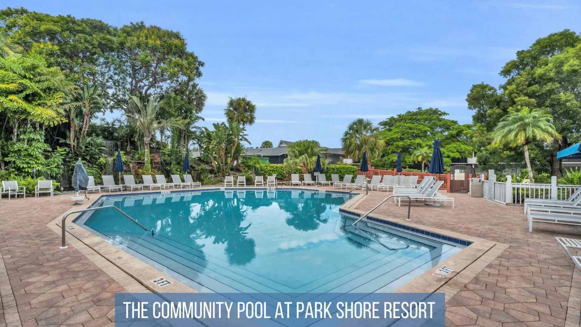 Corner Unit Updated And Near Lobby * Naples