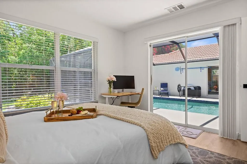 Villa Tranquil Beachy Boho Pool Home, 5mi Beach, 4 Bedroom 3 Bath *