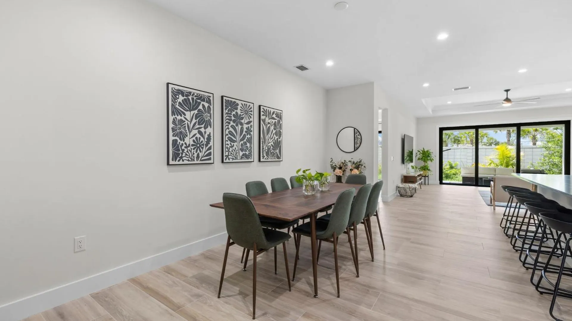 Villa Stunning Escape Near And Pickleball Courts Naples