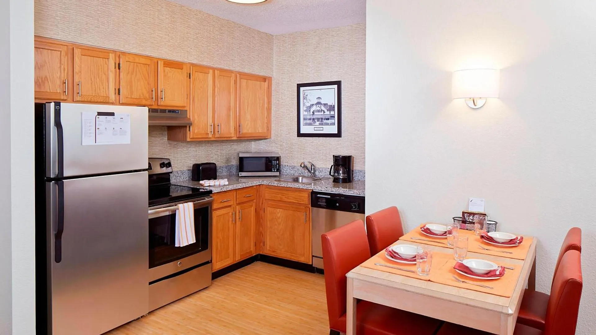 By Marriott 3* North Naples