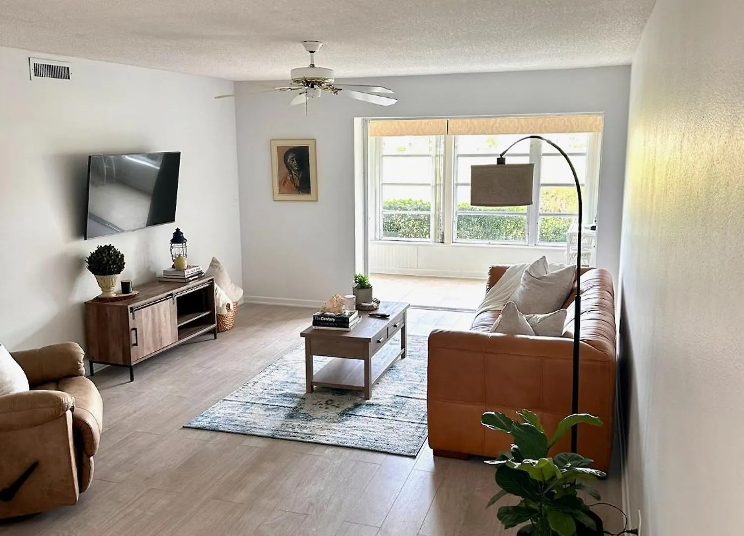 Aparthotel Stunning 2-bd Naples, 55+, Pool, Chickee, Golf *