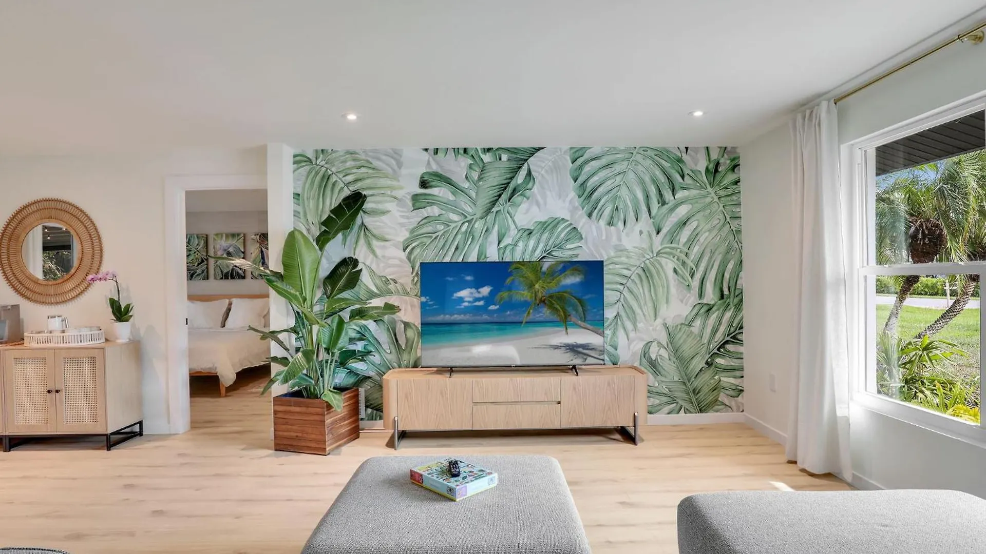 Charming Two-king-bedroom House In Delightful Holiday home