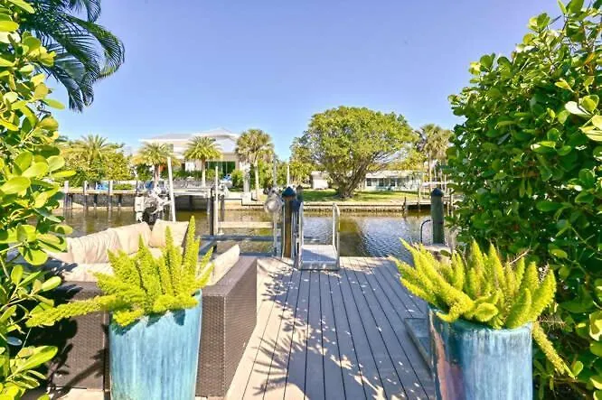 5 Bedroom Luxury Aqualane Shores Heated Pool Boat Slip Naples