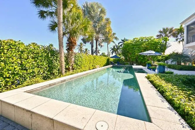 Holiday home 5 Bedroom Luxury Aqualane Shores Heated Pool Boat Slip Naples