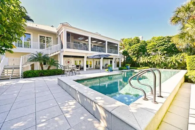 5 Bedroom Luxury Aqualane Shores Heated Pool Boat Slip Holiday home *