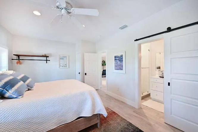 5 Bedroom Luxury Aqualane Shores Heated Pool Boat Slip Naples