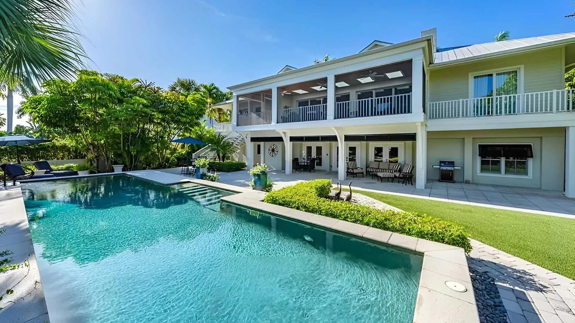 Holiday home 5 Bedroom Luxury Aqualane Shores Heated Pool Boat Slip *