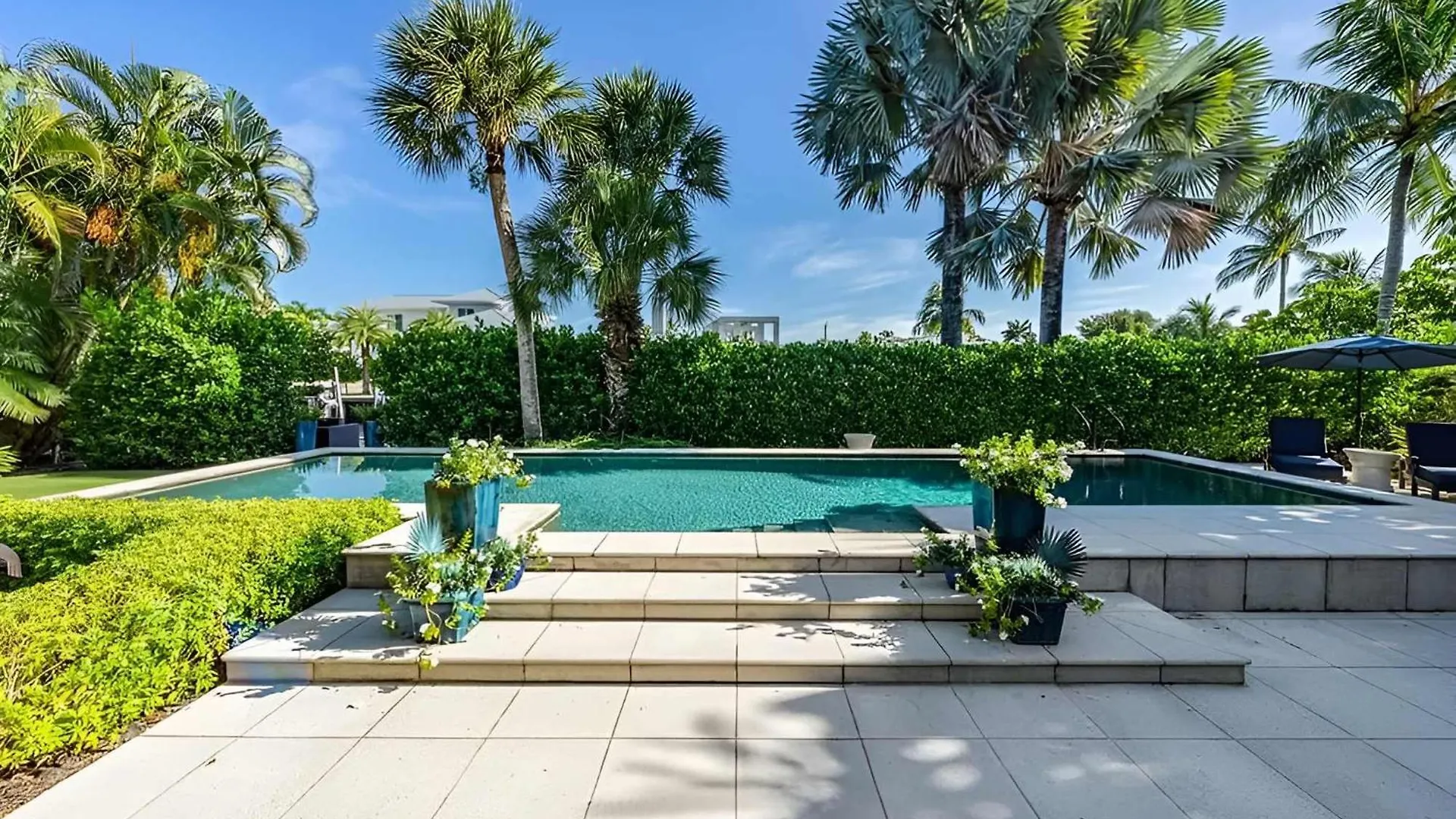 5 Bedroom Luxury Aqualane Shores Heated Pool Boat Slip * Naples