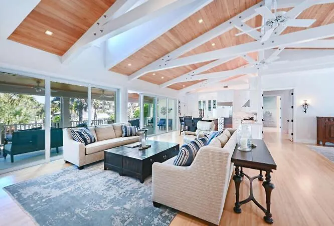 5 Bedroom Luxury Aqualane Shores Heated Pool Boat Slip Holiday home