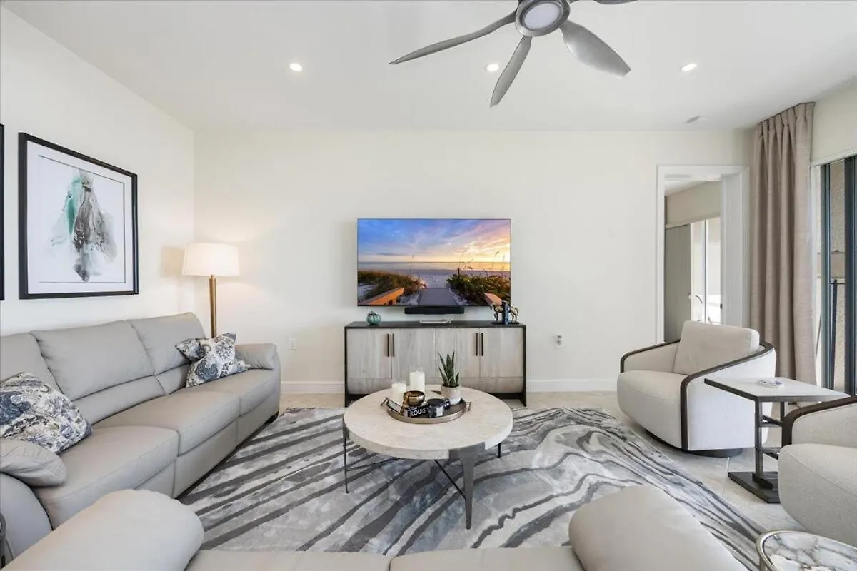 Villa Gorgeous 2bdrm 2bath 2 King Beds, Sauna, Pool