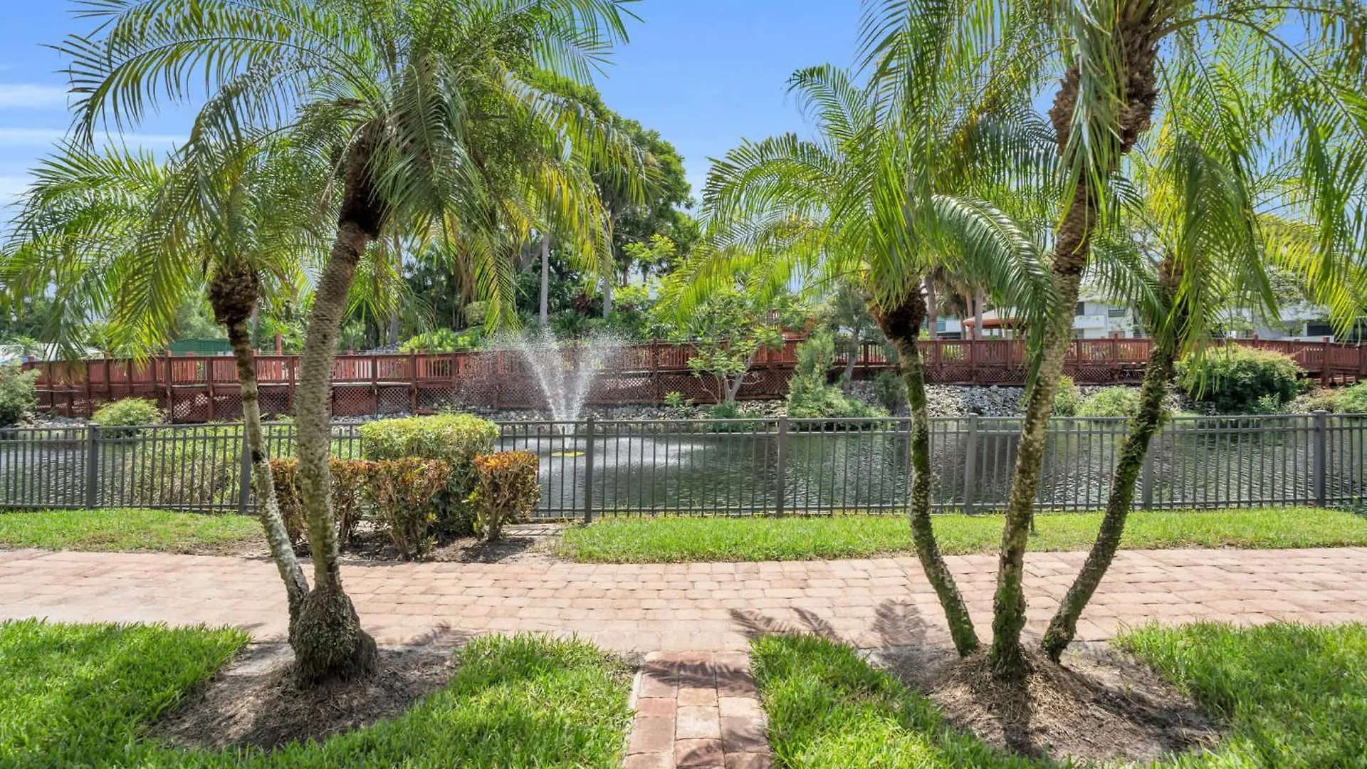 Holiday home First Floor With And Fountain Views Naples