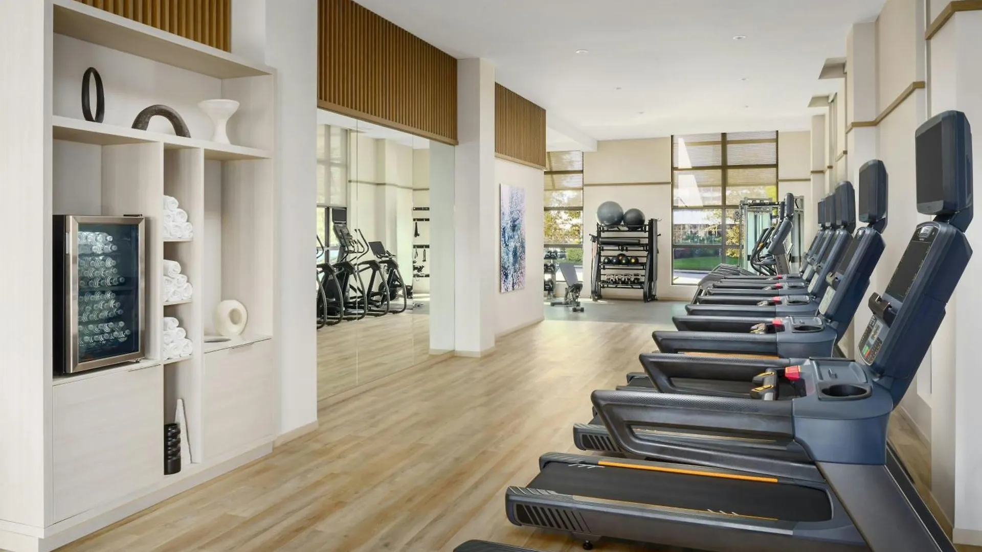 Ac By Marriott 5th Avenue Hotel 4*