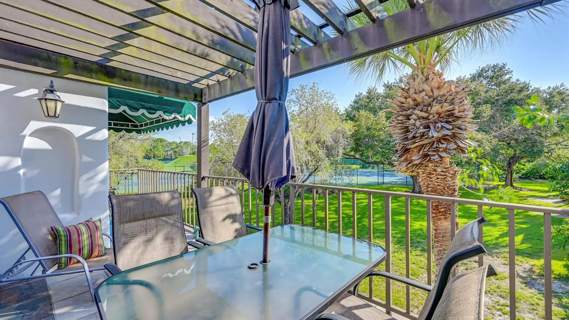 Lovely Vacation With Shared Pools! * Naples