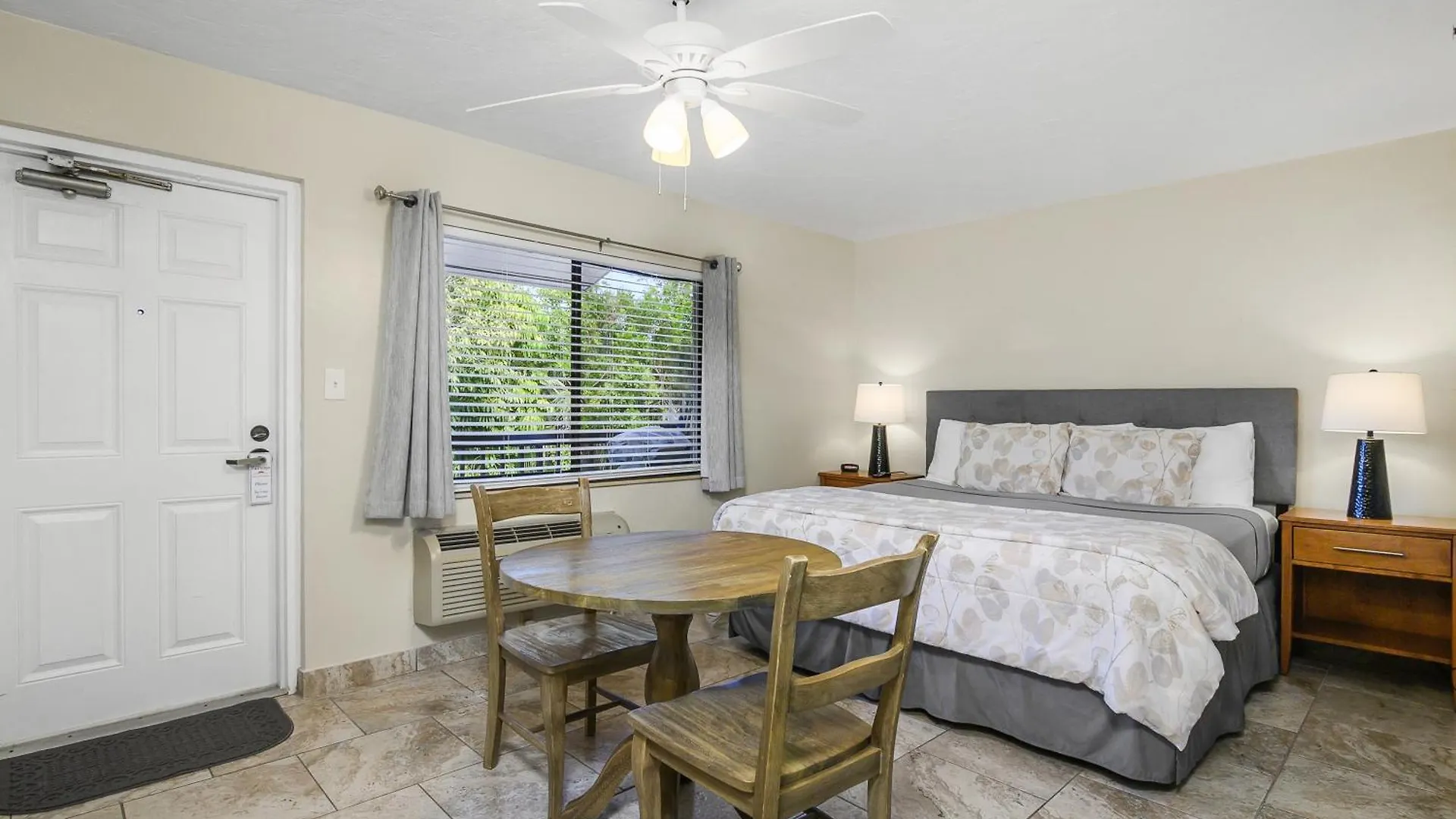 Inn The Fairways Of