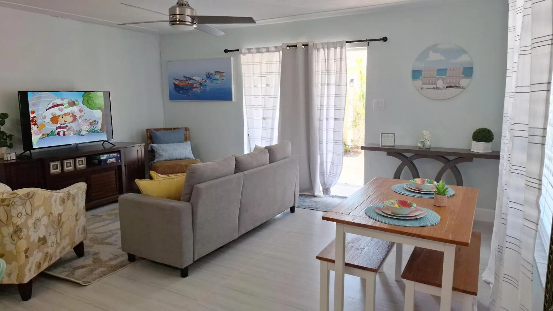 Getaway,walk Orbike To Beach,fenced For Doggie, Large Driveway Apartment *