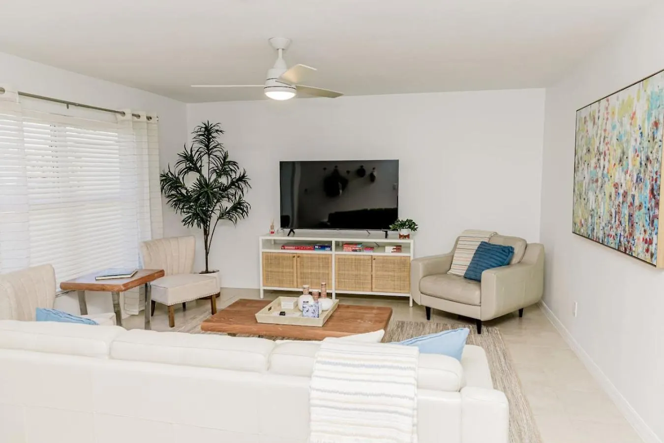 Vacation Walking Distance To The Holiday home *