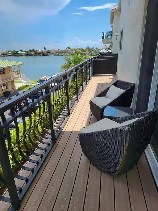 公寓 Vanderbilt 3br/3ba *