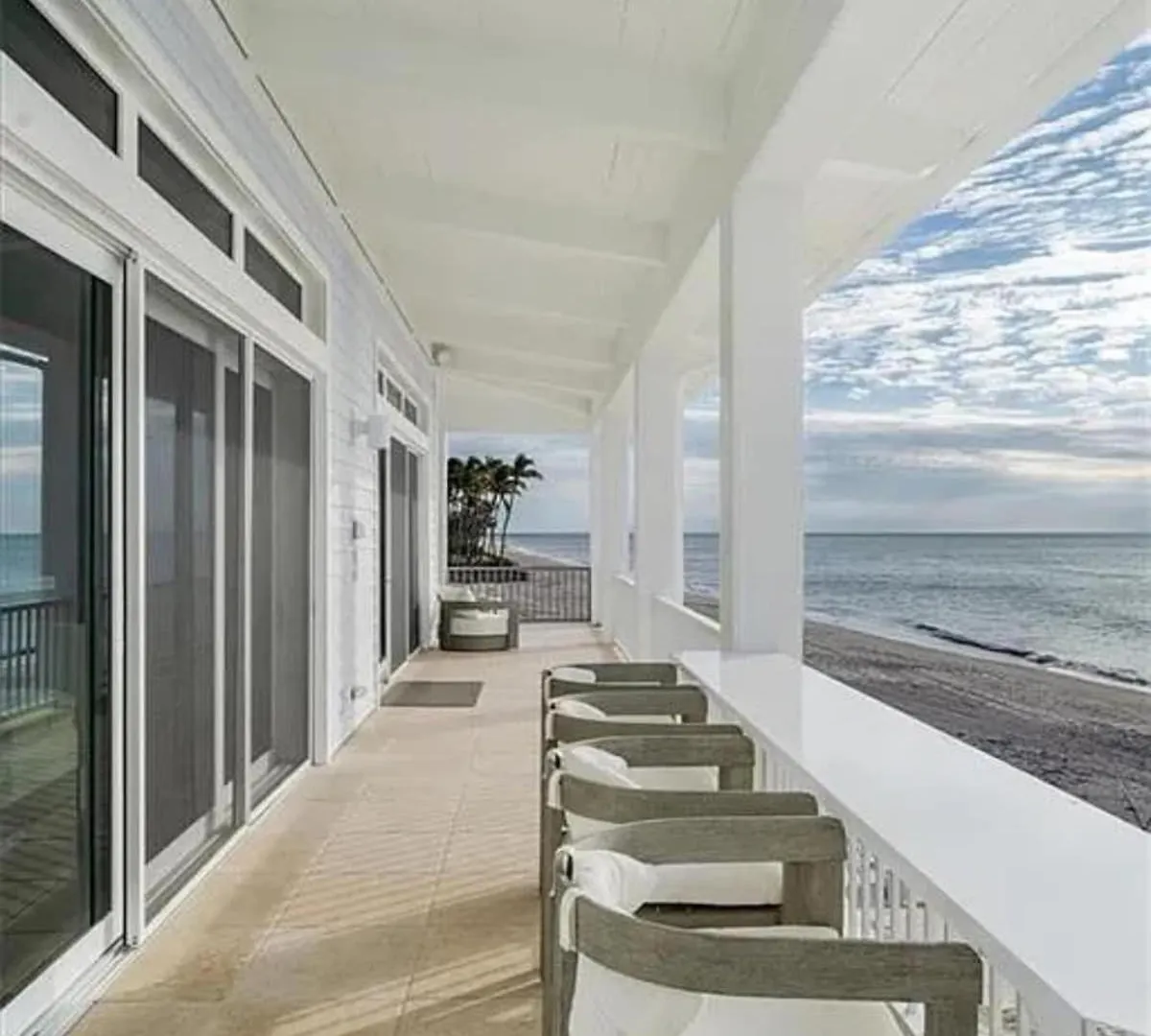 Villa Private Oceanfront Mansion In Luxury *