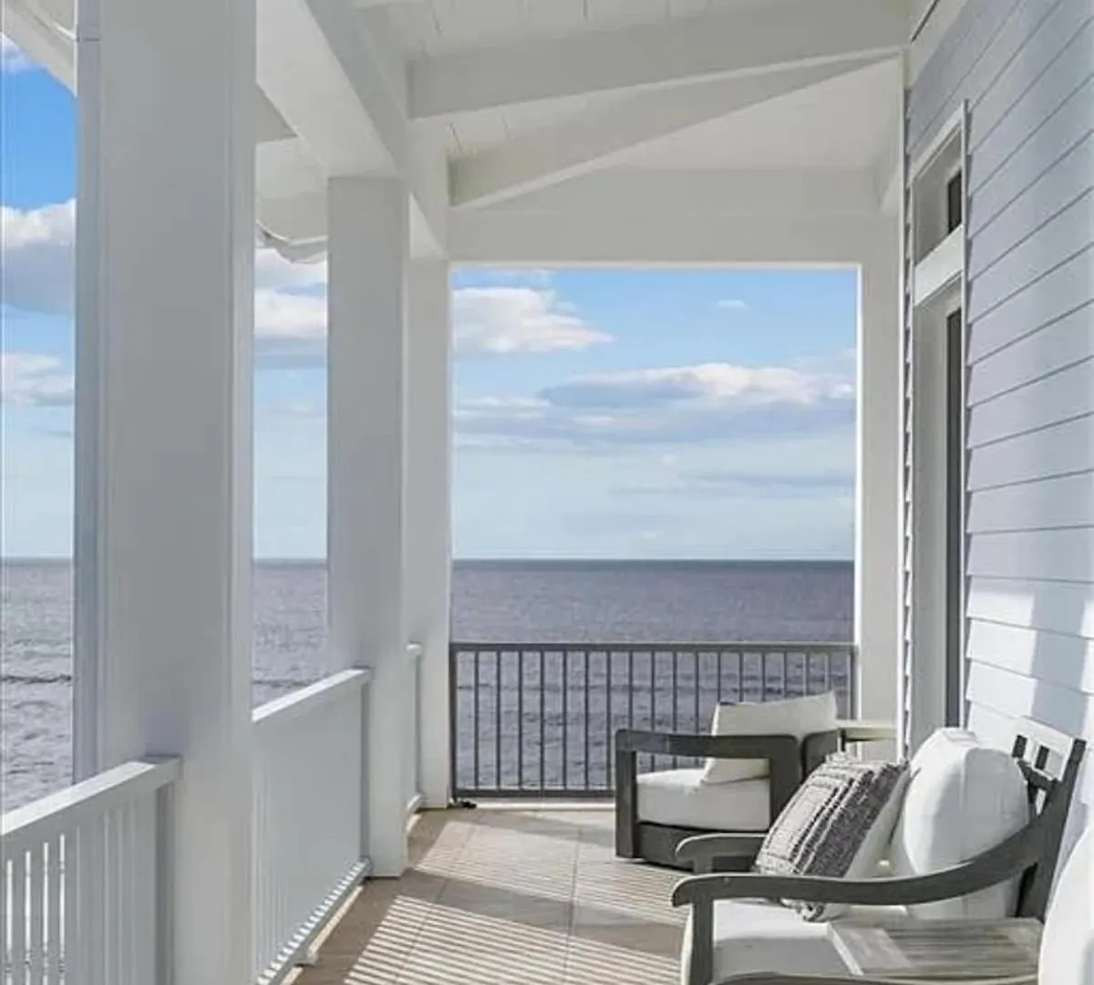 Private Oceanfront Mansion In Luxury *