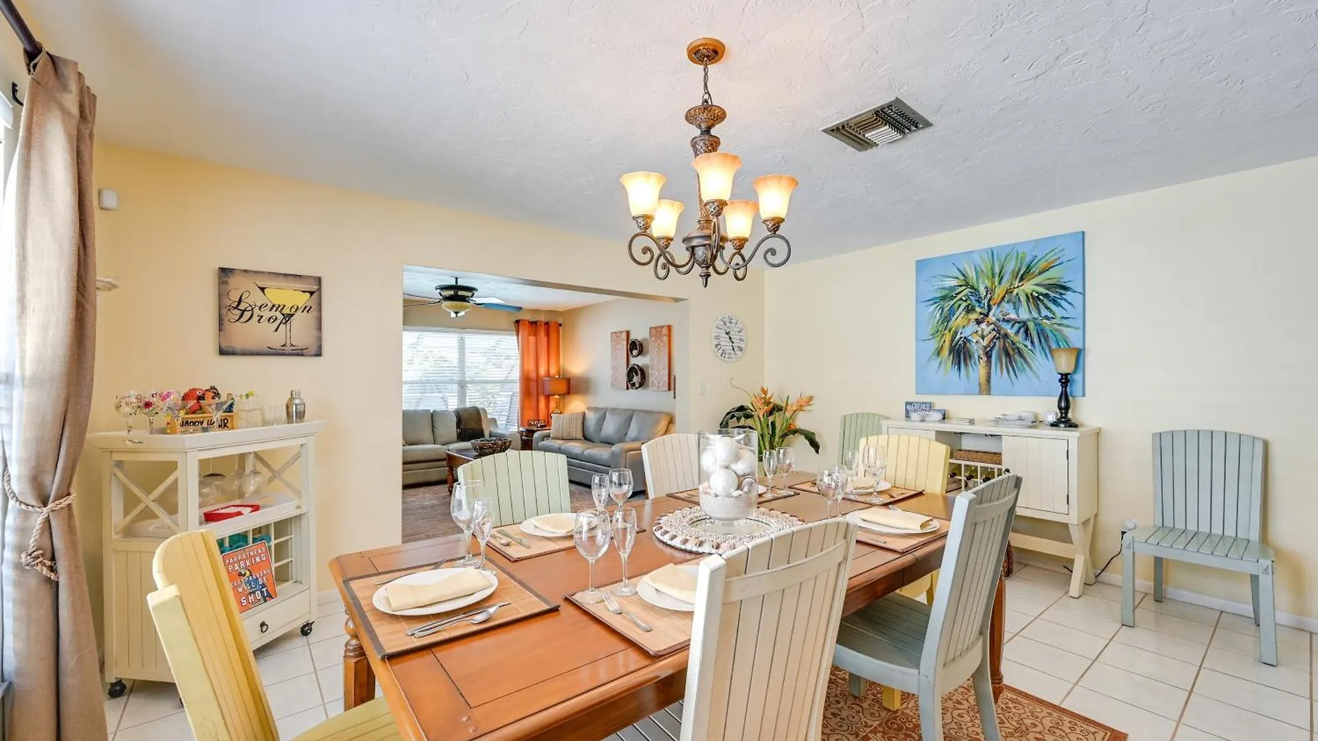 Lovely With Lanai And Pool About 1 Mi To *