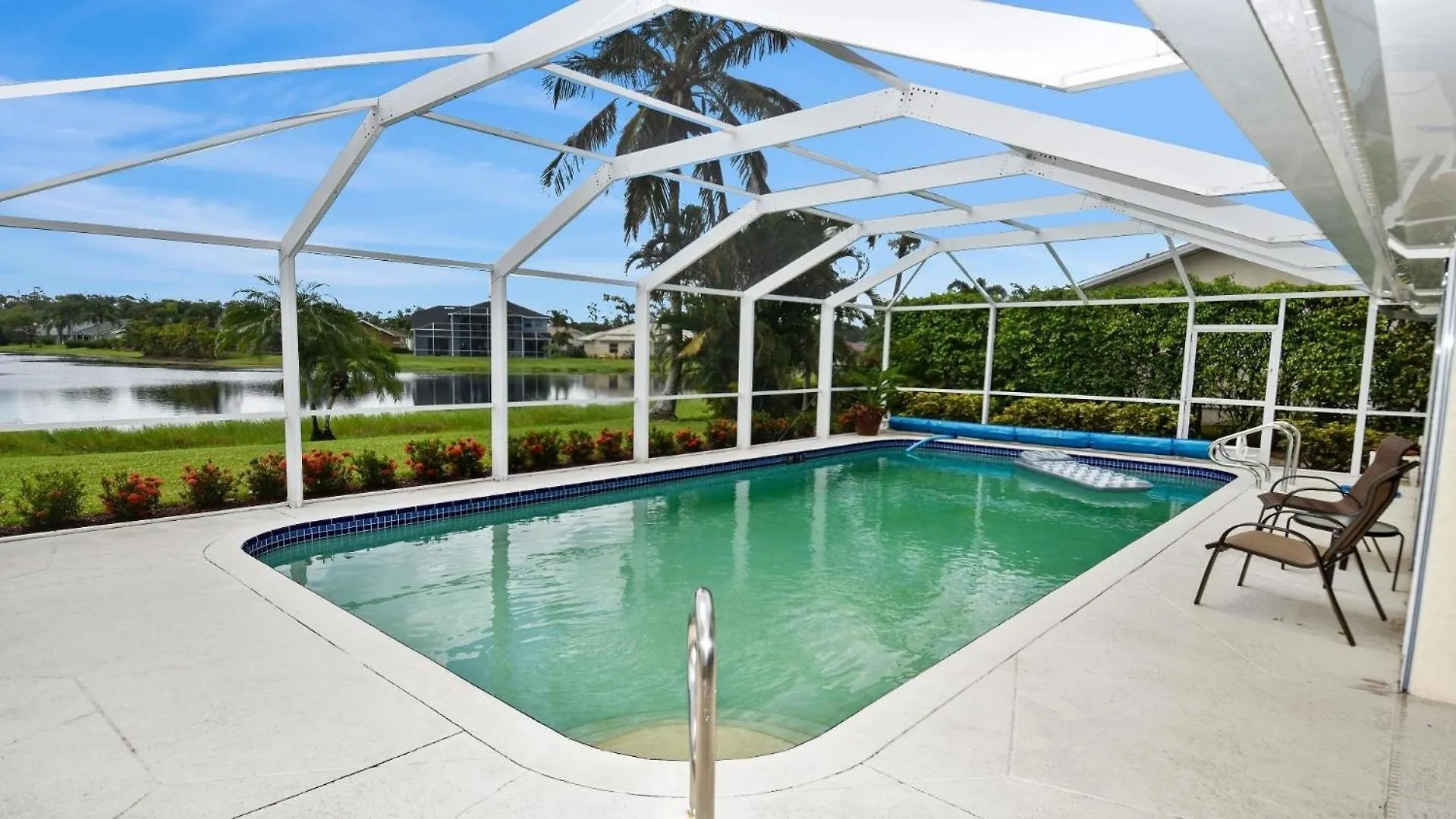 Mit Privatpool Fuer 8 Personen Ca 183 Qm In Naples, Florida Southwest Florida Holiday home *