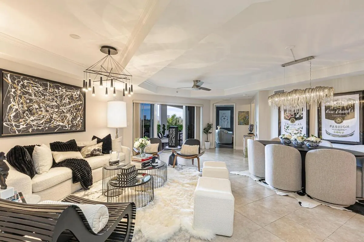 Apartment Luxury Penthouse Near