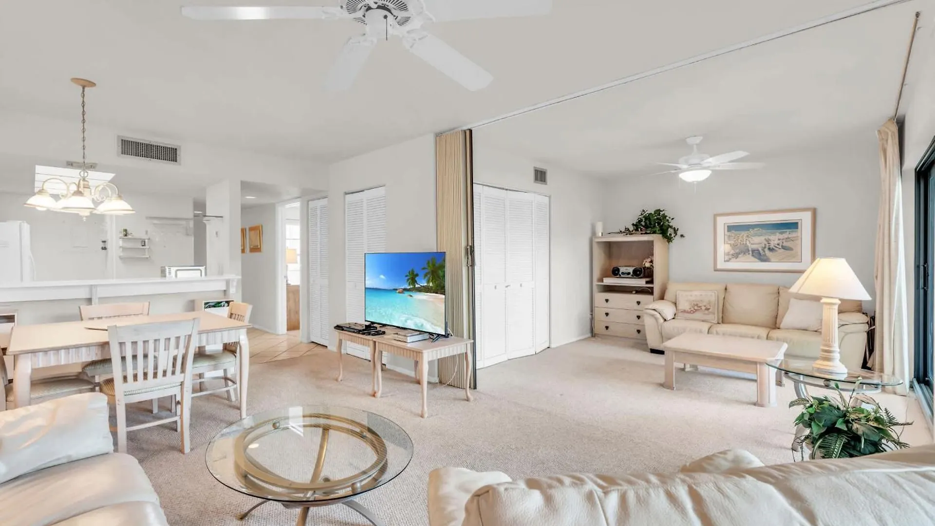 Holiday home Close To Elevator And And Pool Views
