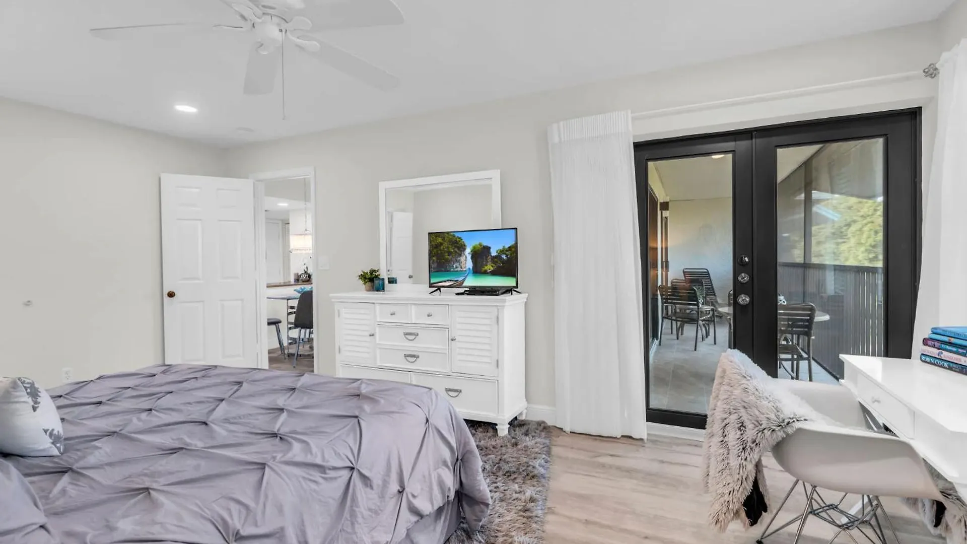 Gorgeous Inside - Stunning Views Holiday home Naples