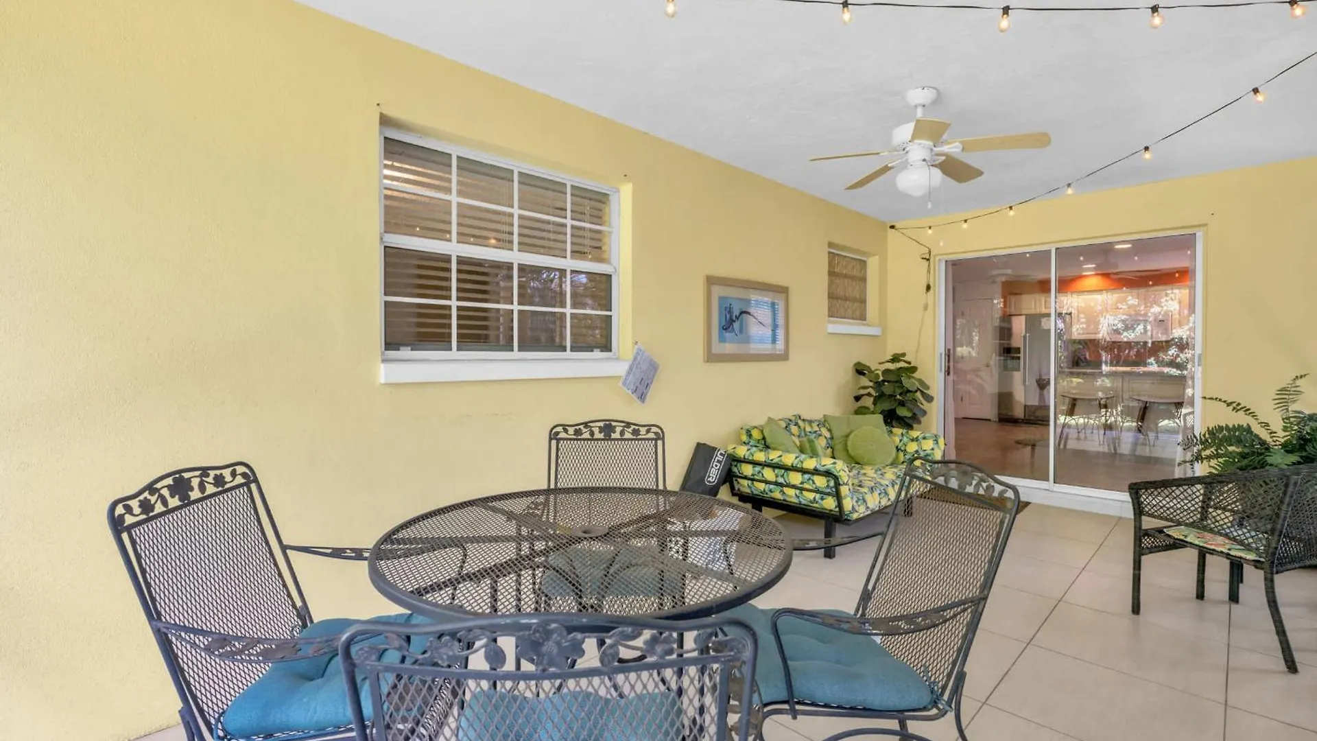 Holiday home Coastal Bliss Retreat Eclectic Charm