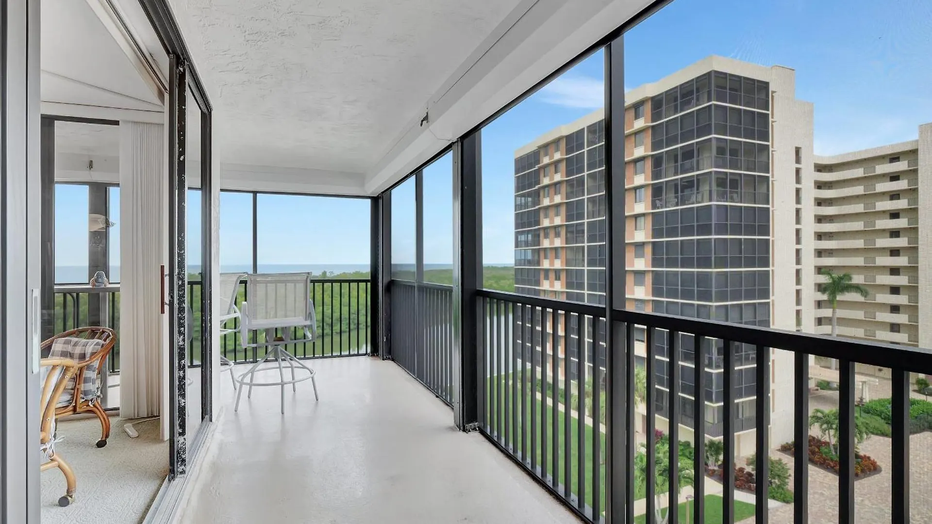 6th Floor End Unit -bay Side -with Gulf Views And Walk To Vanderbilt *