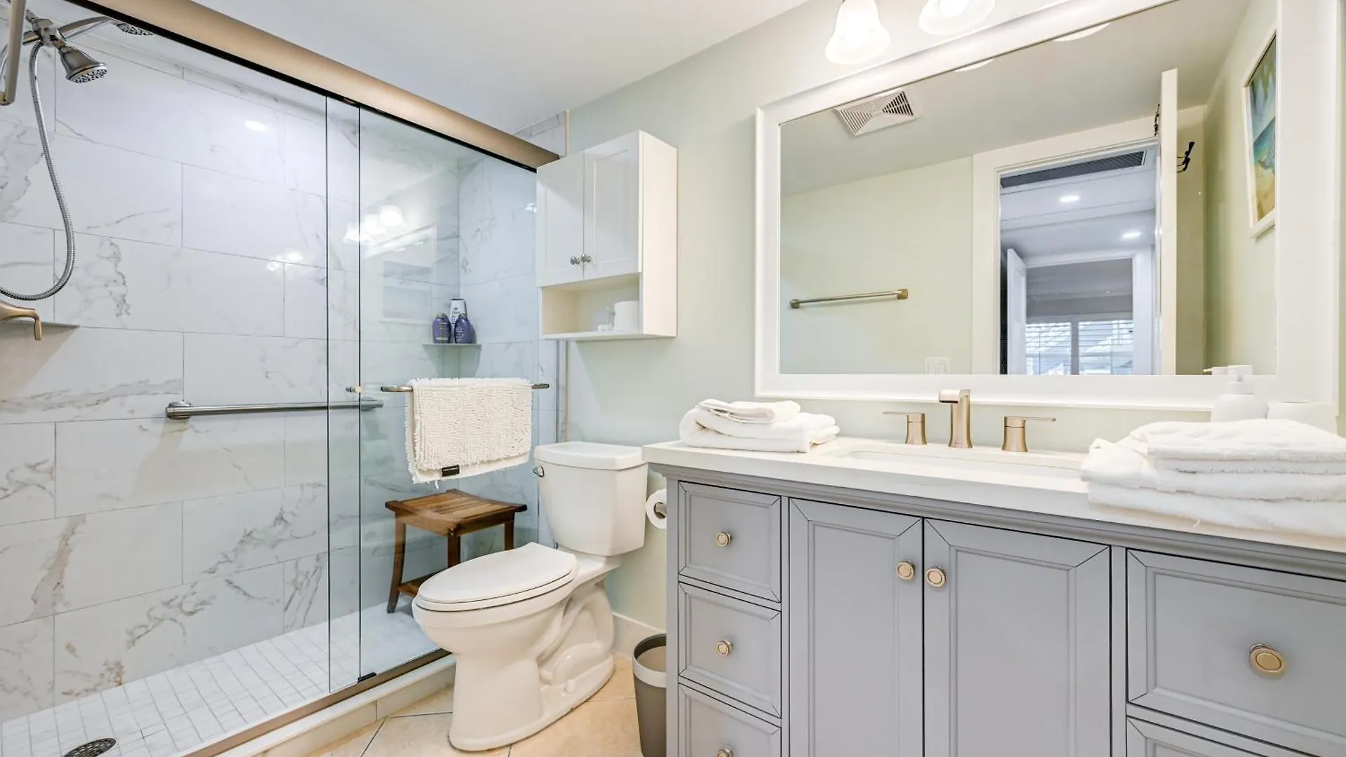 With Pool - Walk To Dining And Apartment Naples